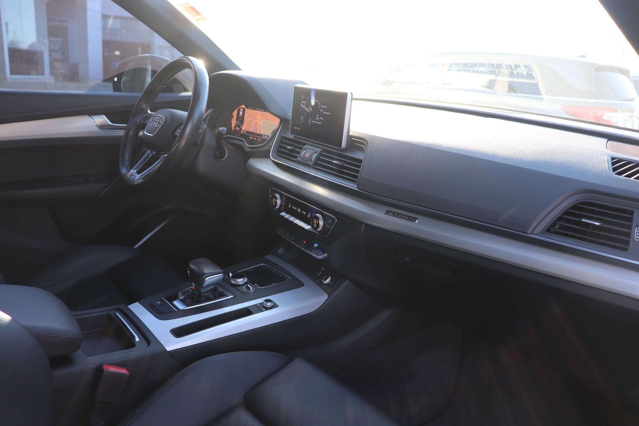 2020 Audi Q5 Progressiv   S line   Winter Tires   New Brakes Photo