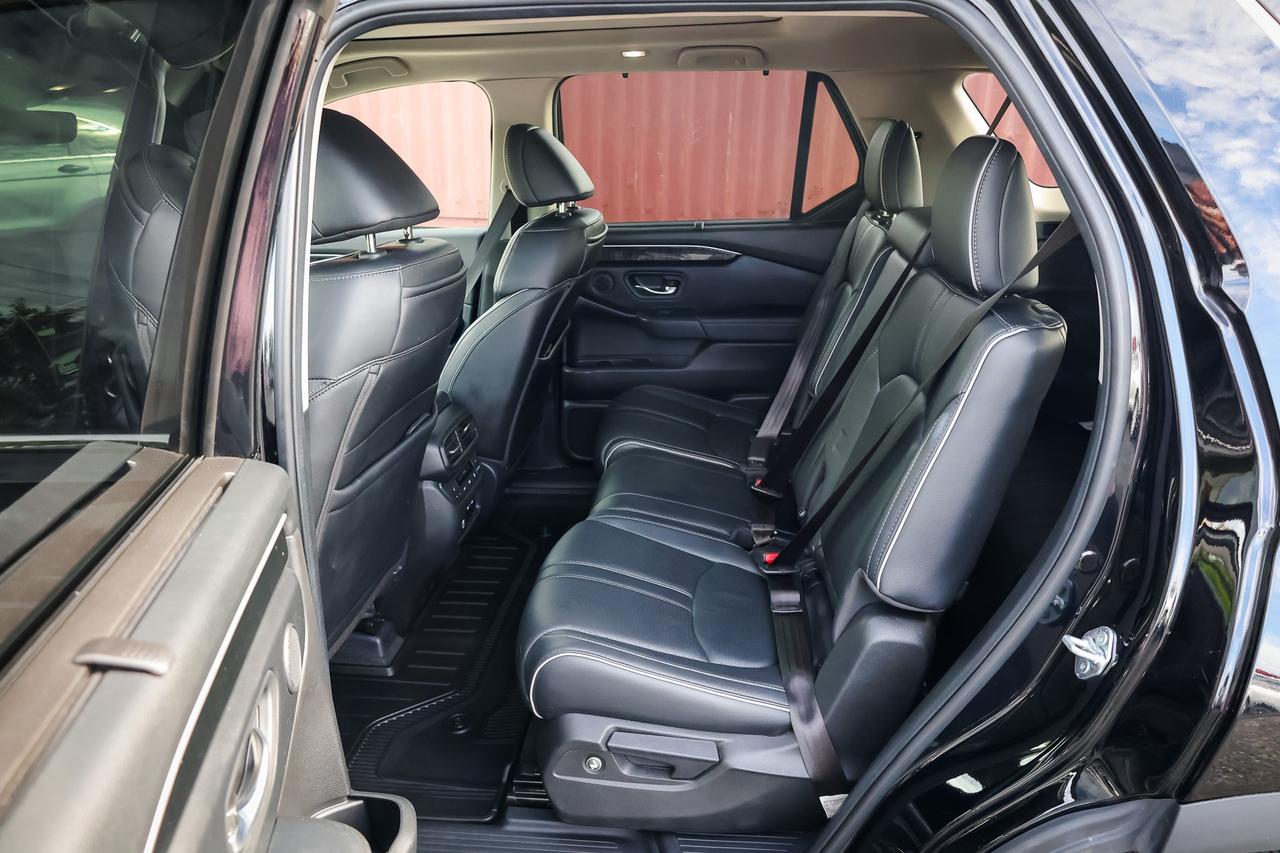 2024 Honda Pilot Touring 4dr All-Wheel Drive Photo