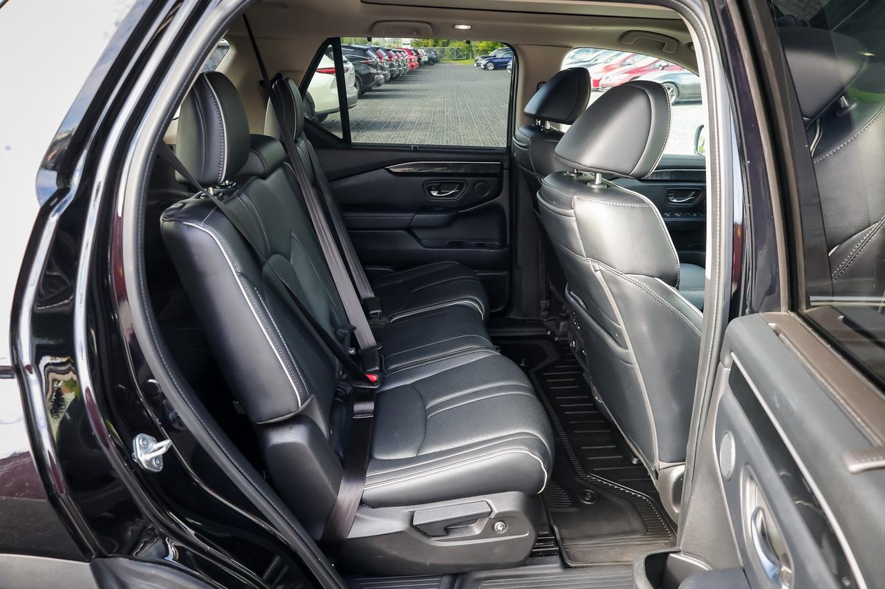 2024 Honda Pilot Touring 4dr All-Wheel Drive Photo
