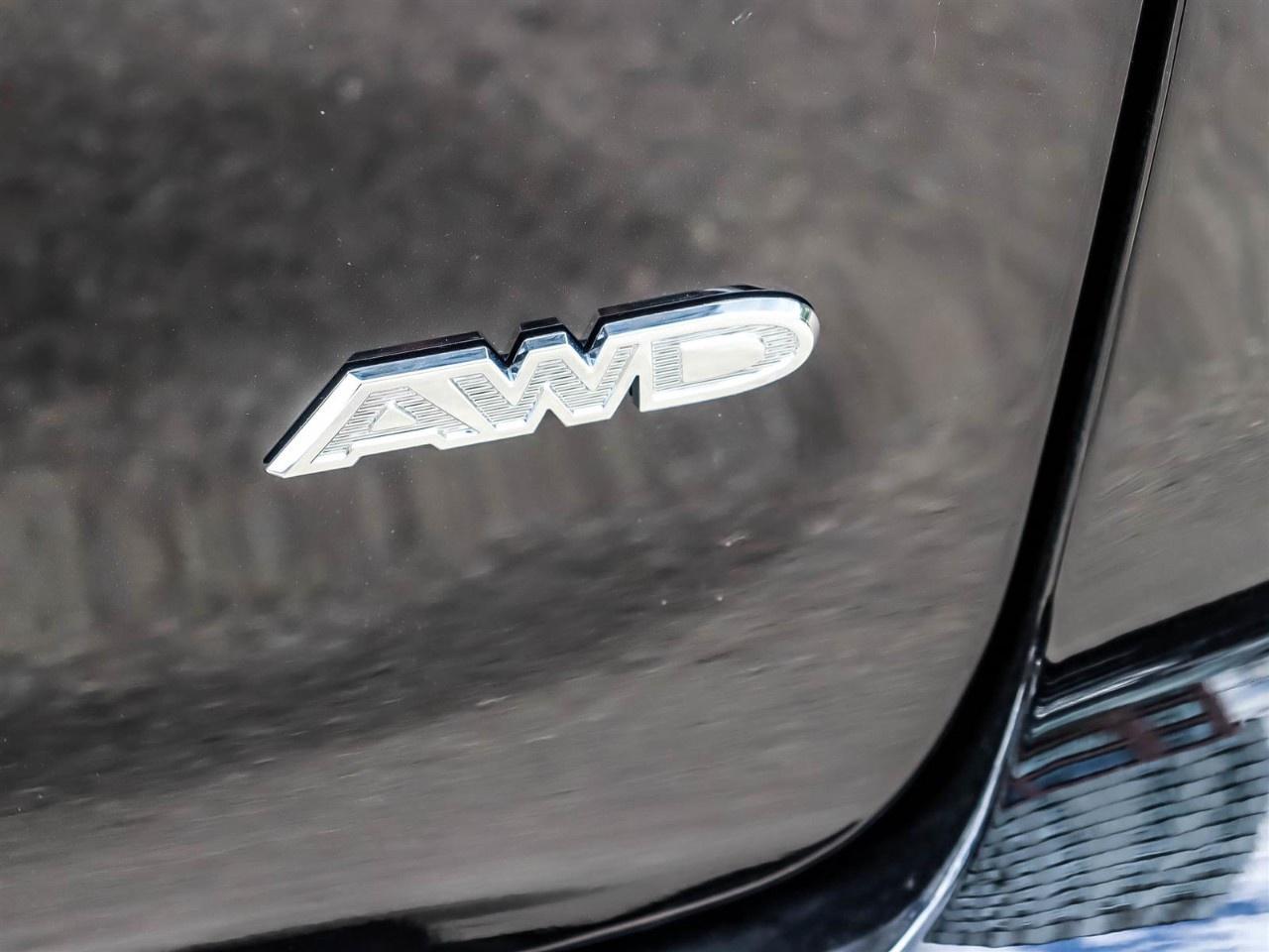 2027 Chrysler Pacifica Select AWD Photo