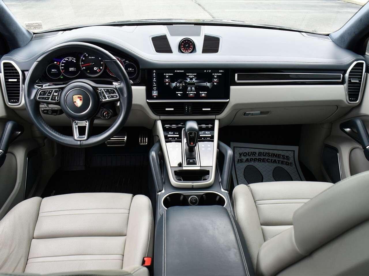 2019 Porsche Cayenne LOW KMS, BI-TURBO, 2 SETS OF PORSCHE ALLOYS Photo
