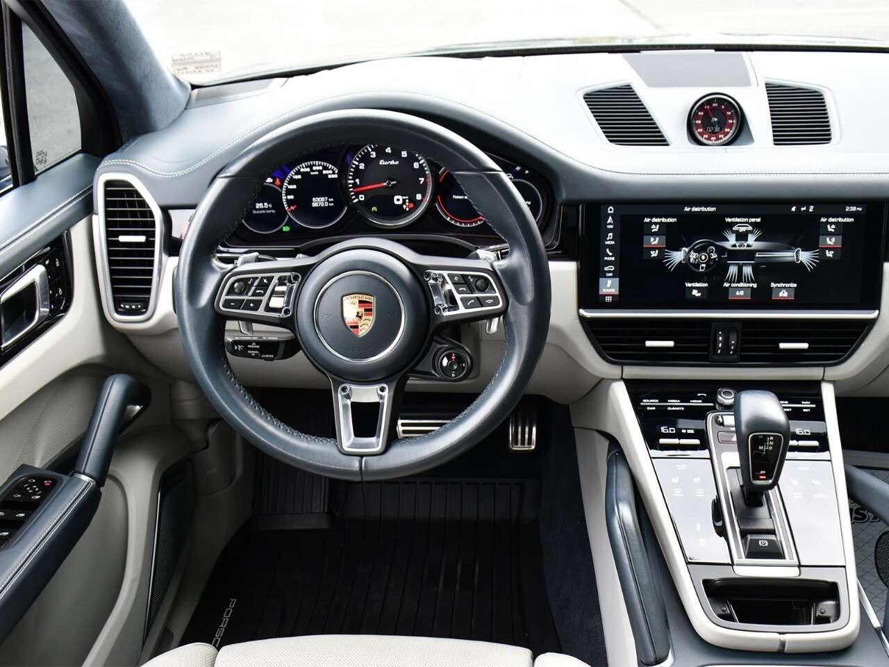 2019 Porsche Cayenne LOW KMS, BI-TURBO, 2 SETS OF PORSCHE ALLOYS Photo