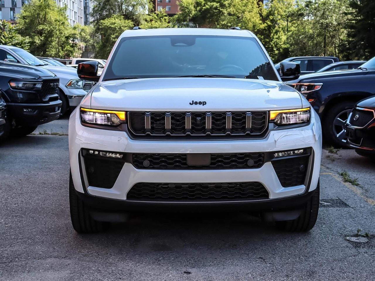 2026 Jeep Grand Cherokee L  Photo1