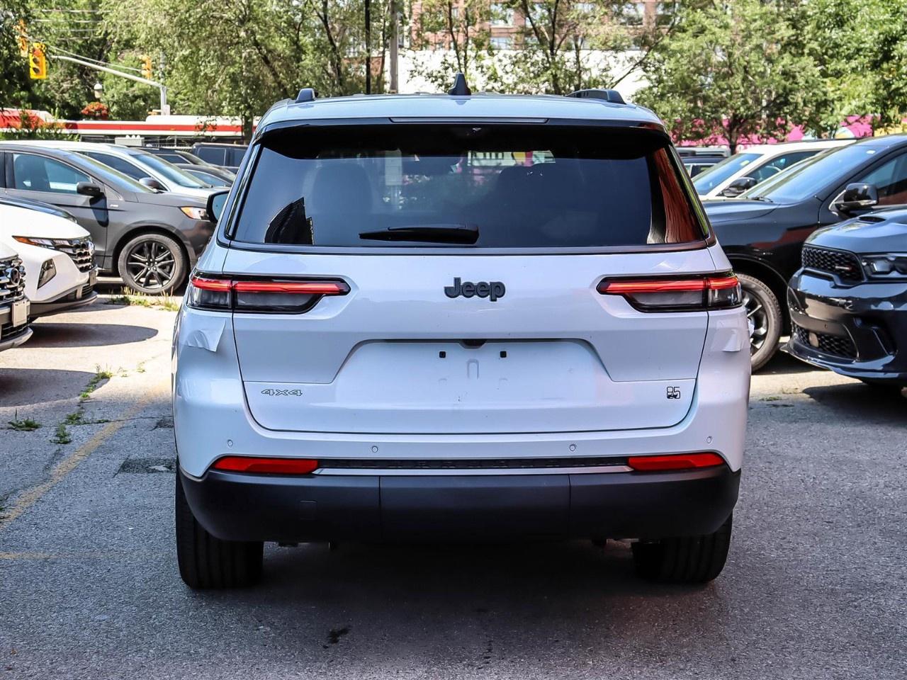 2026 Jeep Grand Cherokee L  Photo3