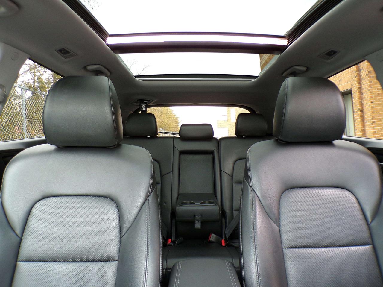2019 Hyundai Tucson 2.4L LUXURY AWD BSW LDW 360 CAMERA PANO APPLE CARPLAY Photo