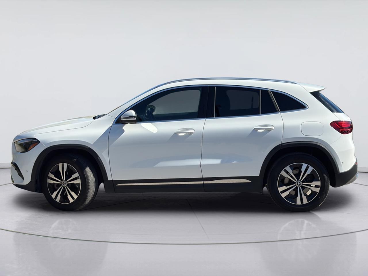 2026 Mercedes-Benz GLA 4MATIC Photo1