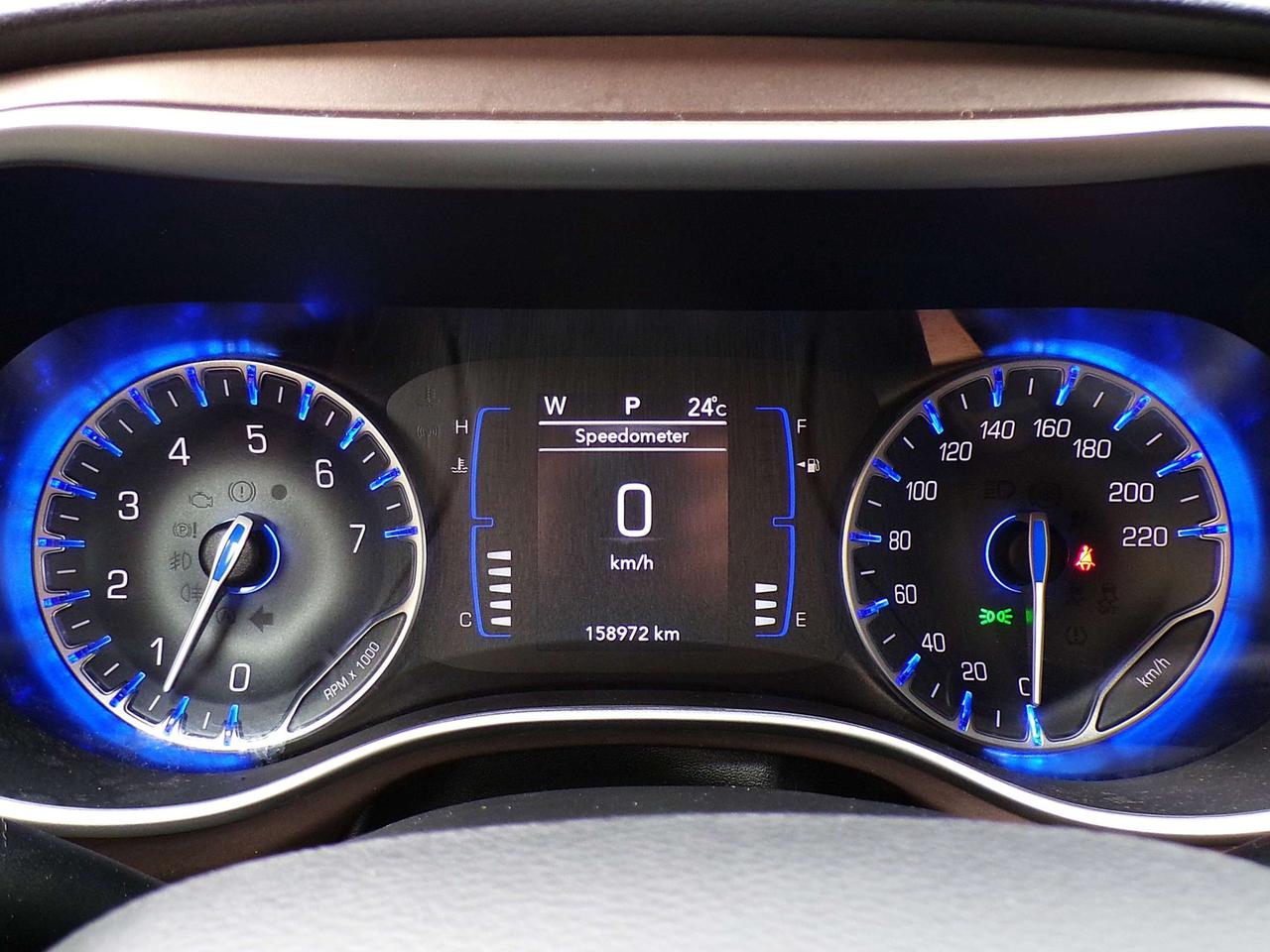 2019 Chrysler Pacifica TOURING STOW&GO 7-PASS CAMERA PWR SLIDING DOORS R. START Photo