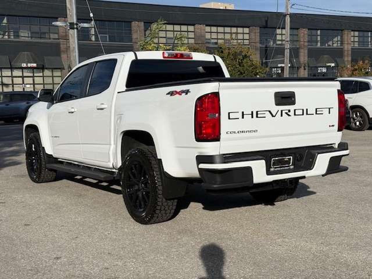 2021 Chevrolet Colorado 4x4 CrewCab Certified CleanCarfax Tonneau Cover Photo