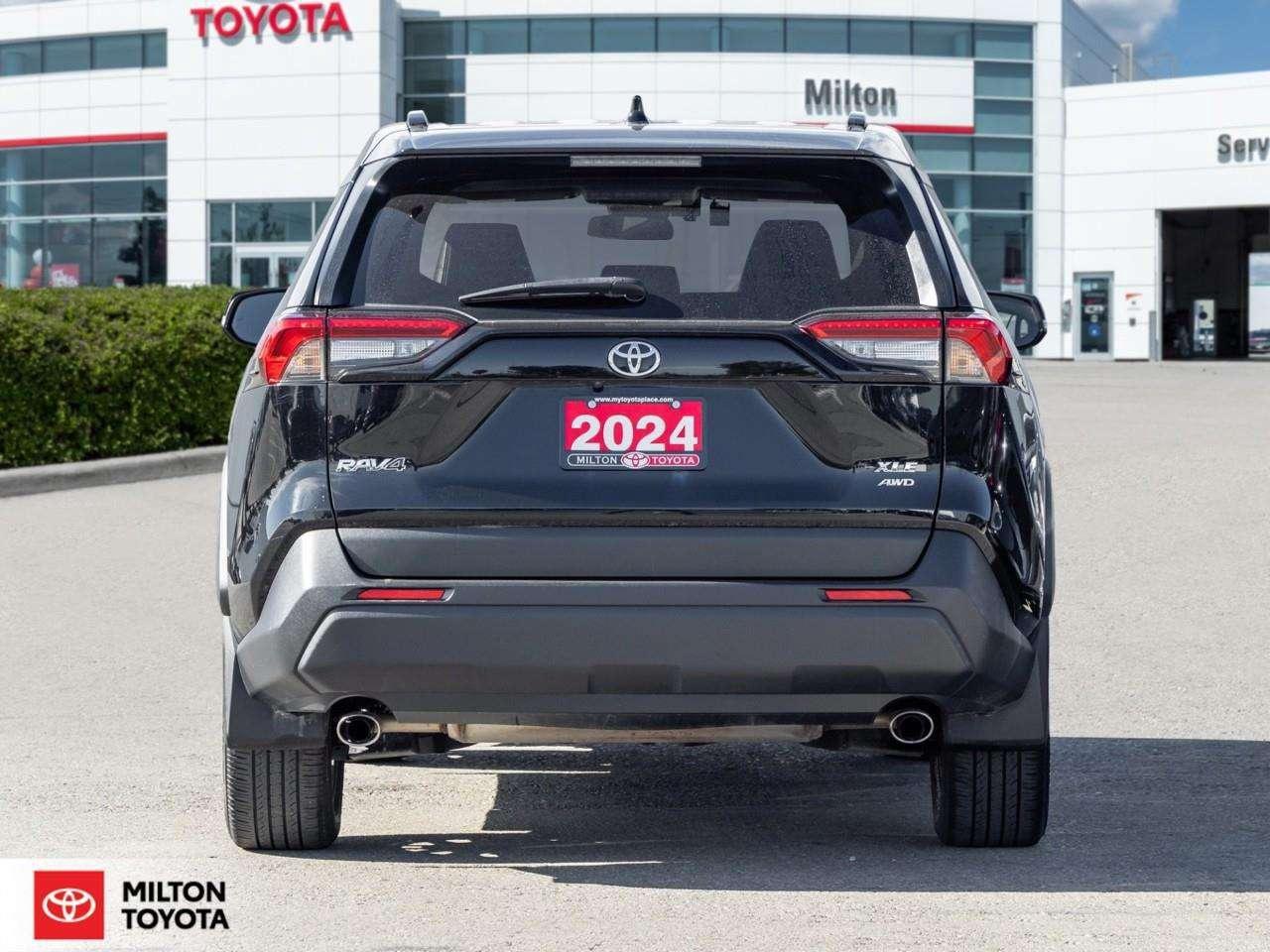 2024 Toyota RAV4 XLE PREMIUM AWD LEATHER SEATING SUNROOF CARPLAY ONE OWNER XLE Photo