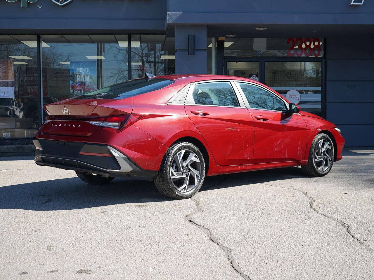 2025 Hyundai Elantra Preferred Photo