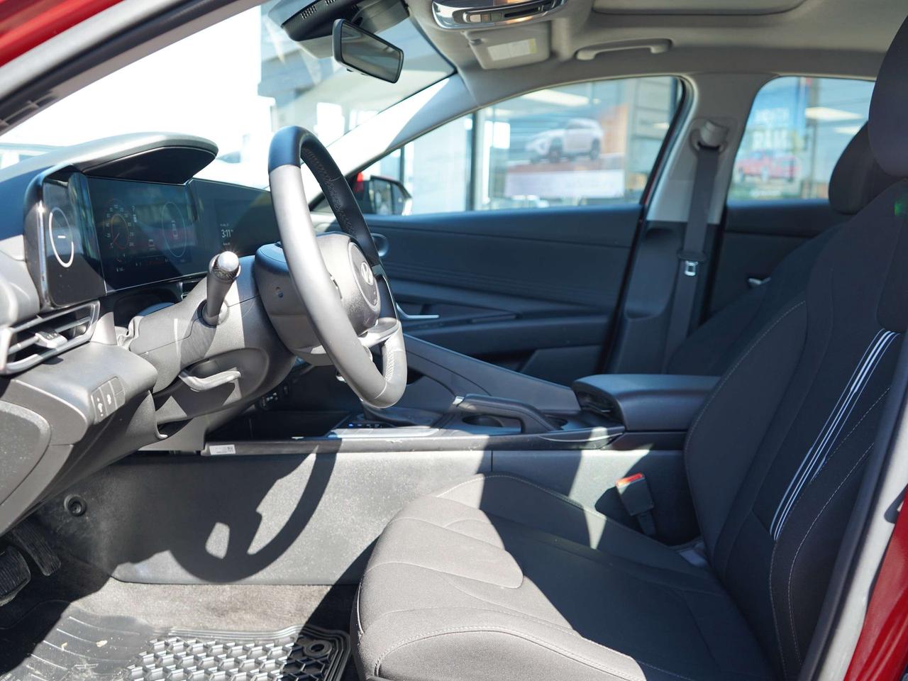 2025 Hyundai Elantra Preferred Photo