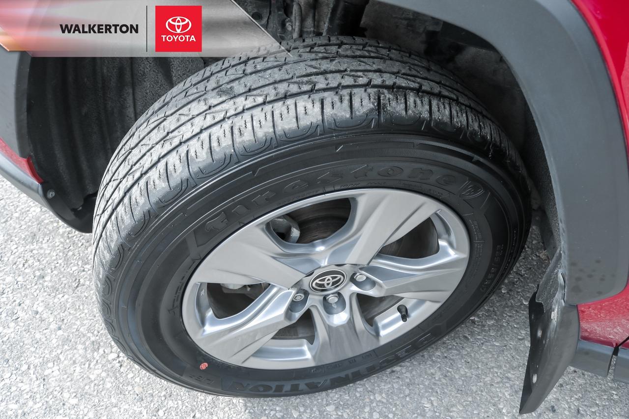 2024 Toyota RAV4 Hybrid XLE 4dr All-Wheel Drive Photo3