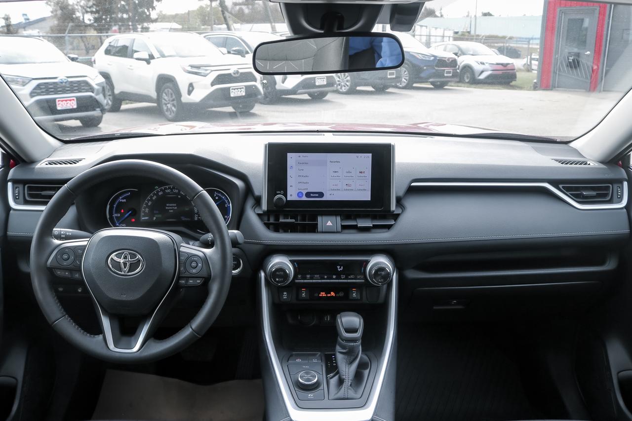 2024 Toyota RAV4 Hybrid XLE 4dr All-Wheel Drive Photo