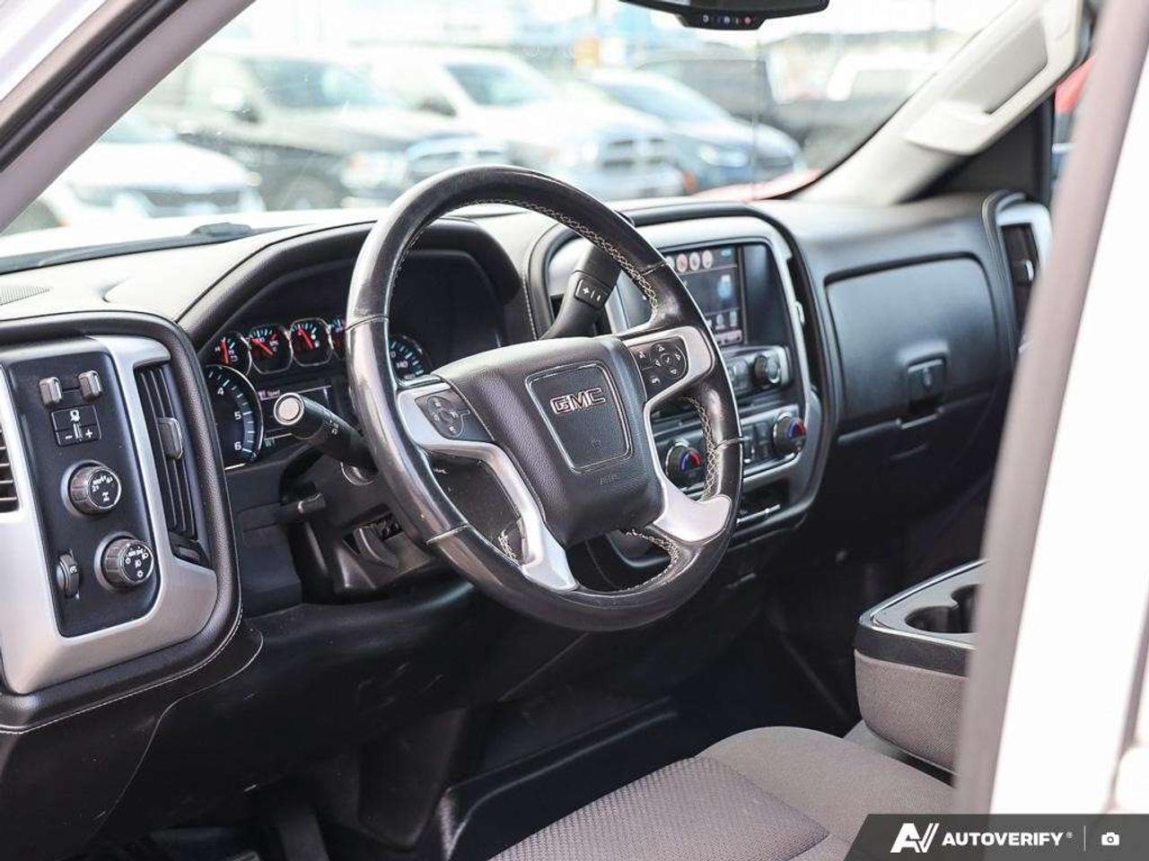 2018 GMC Sierra 1500 CREW CAB   6 foot 4 inch box   5.3L V8 Photo
