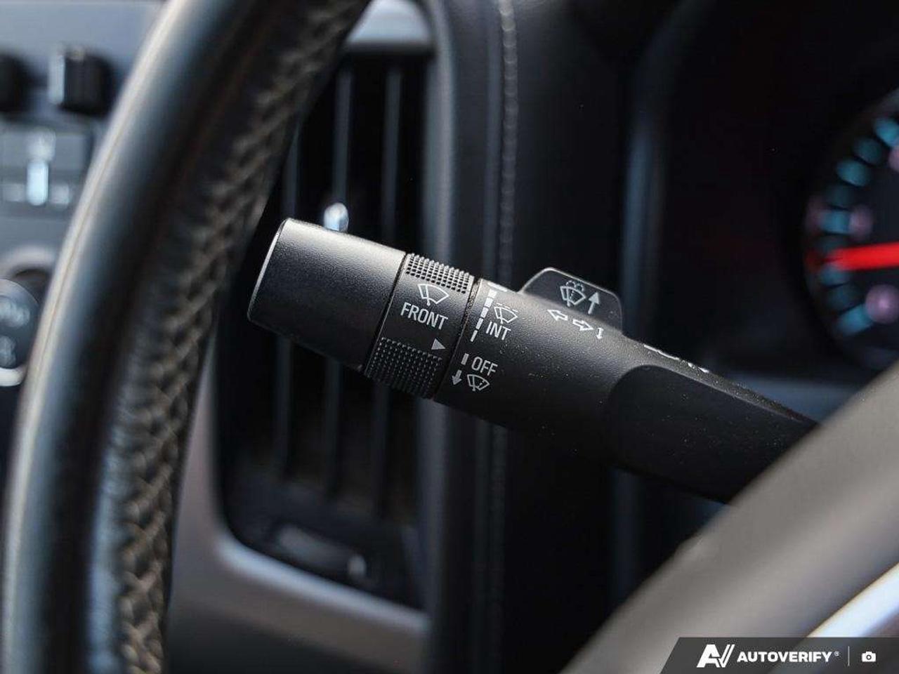 2018 GMC Sierra 1500 CREW CAB   6 foot 4 inch box   5.3L V8 Photo
