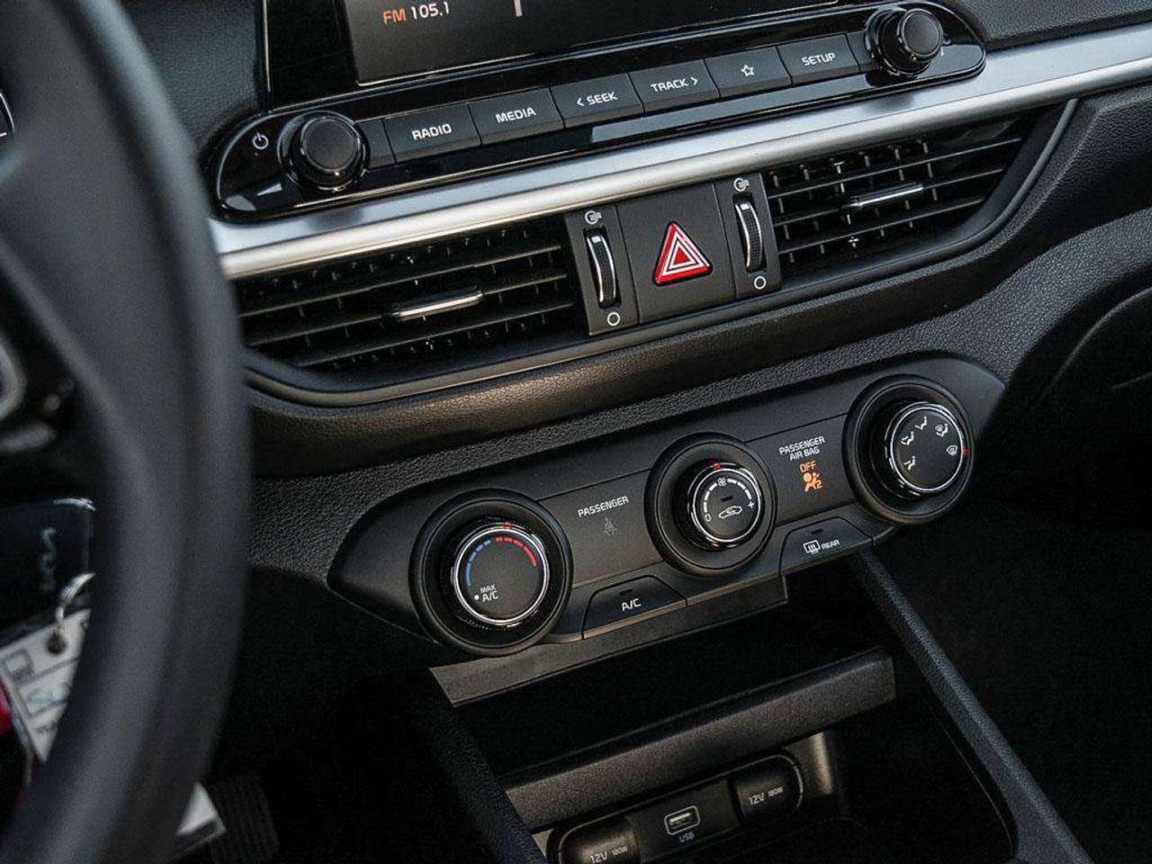 2023 Kia Forte LX   Heated Seats   Apple CarPlay   Keyless Entry Photo