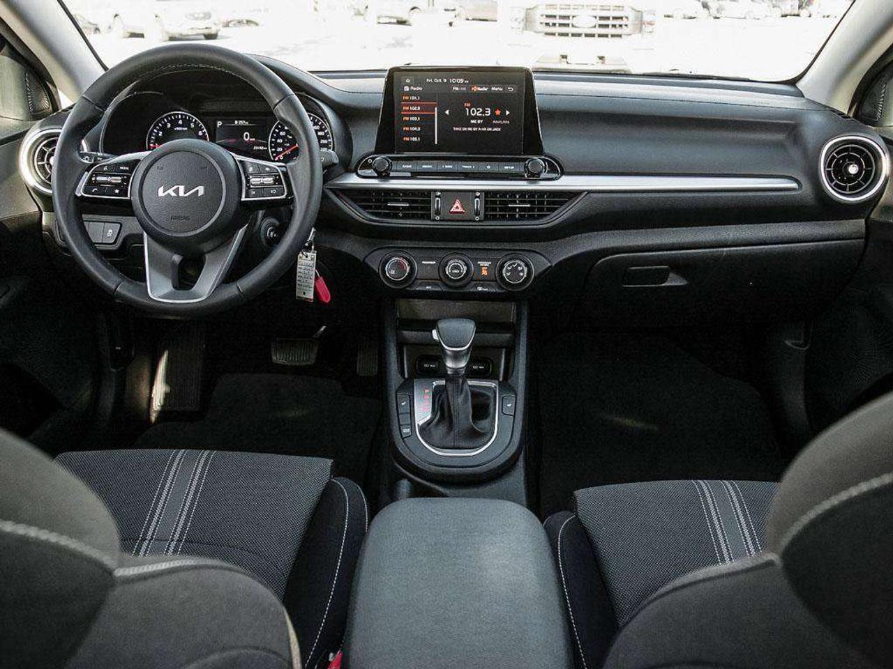 2023 Kia Forte LX   Heated Seats   Apple CarPlay   Keyless Entry Photo