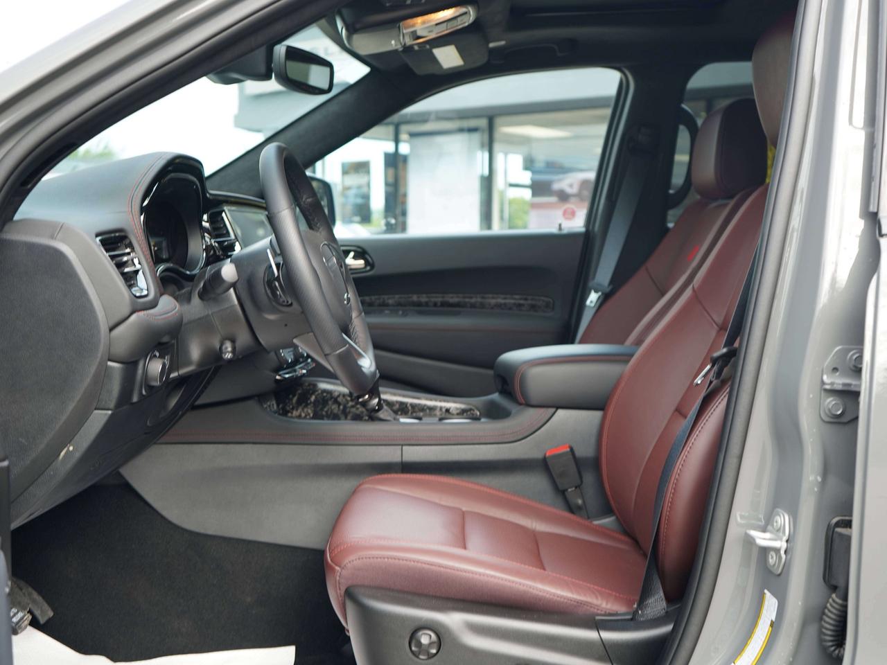 2025 Dodge Durango R/T PLUS, 5.7 HEMI V8, CARPLAY Photo