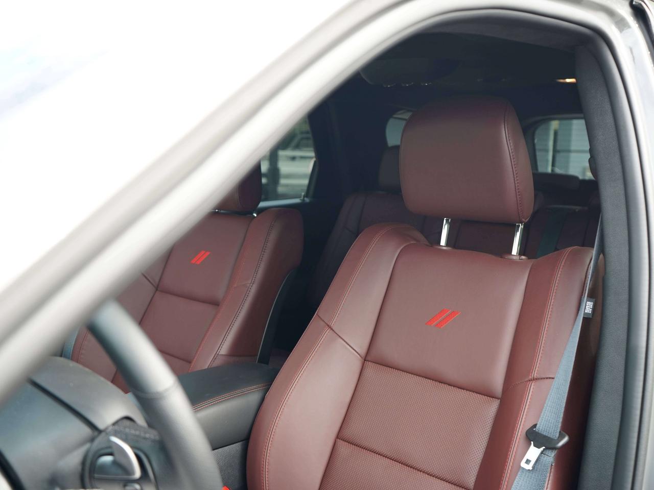 2025 Dodge Durango R/T PLUS, 5.7 HEMI V8, CARPLAY Photo