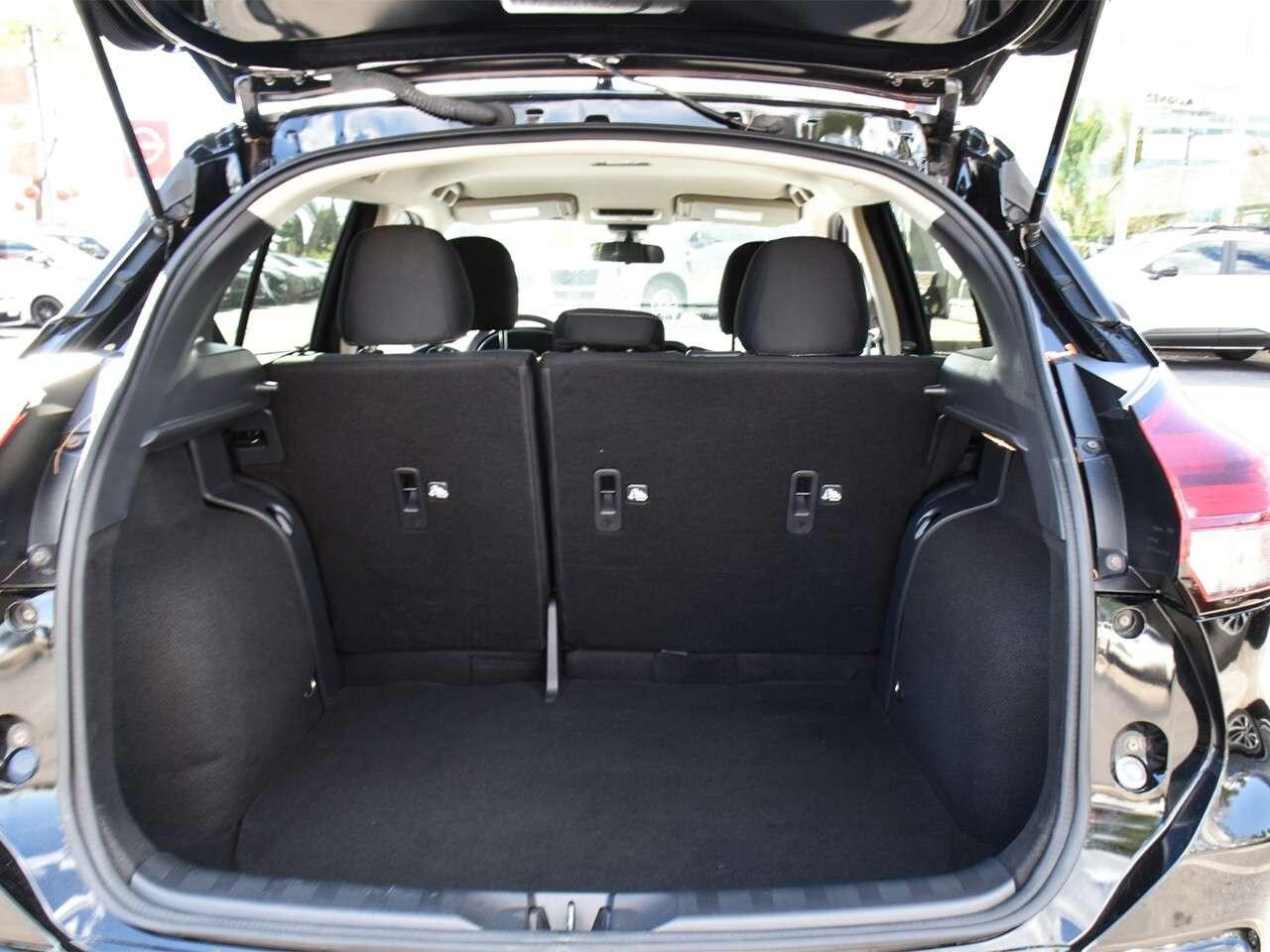 2021 Nissan Kicks APPLE CARPLAY, REMOTE START, HEATED SEATS Photo