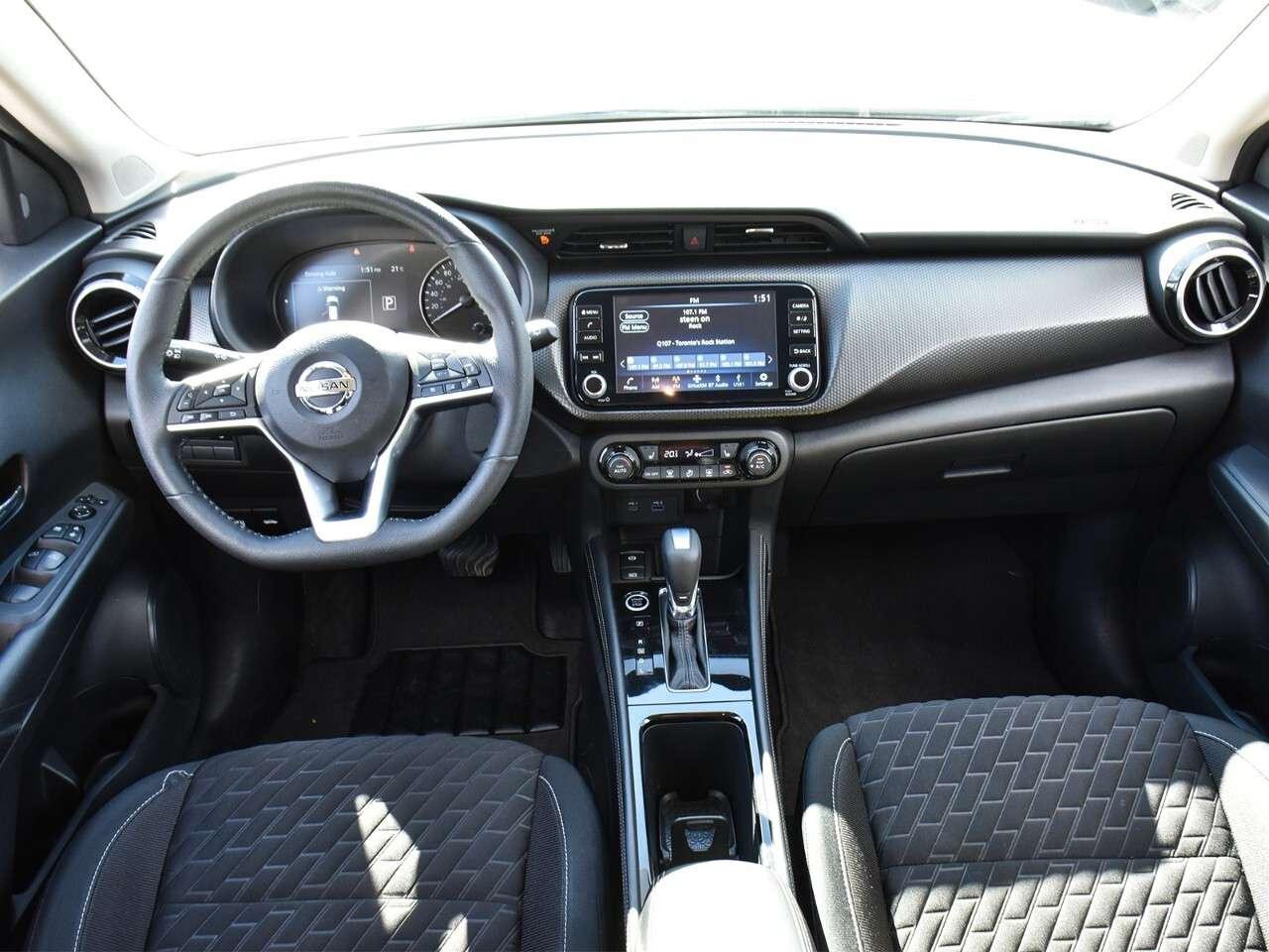 2021 Nissan Kicks APPLE CARPLAY, REMOTE START, HEATED SEATS Photo
