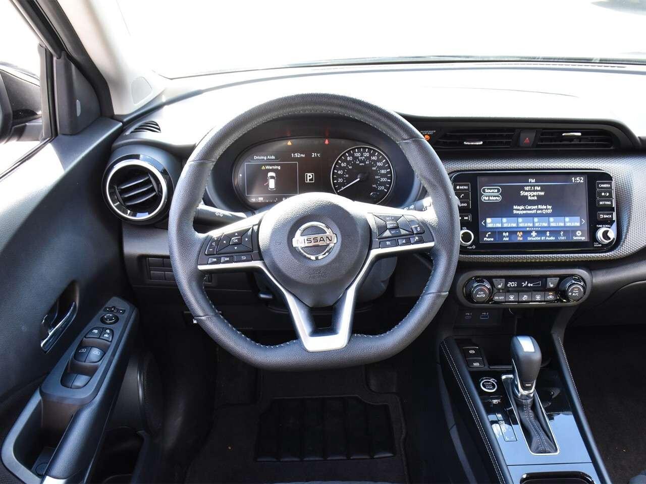 2021 Nissan Kicks APPLE CARPLAY, REMOTE START, HEATED SEATS Photo