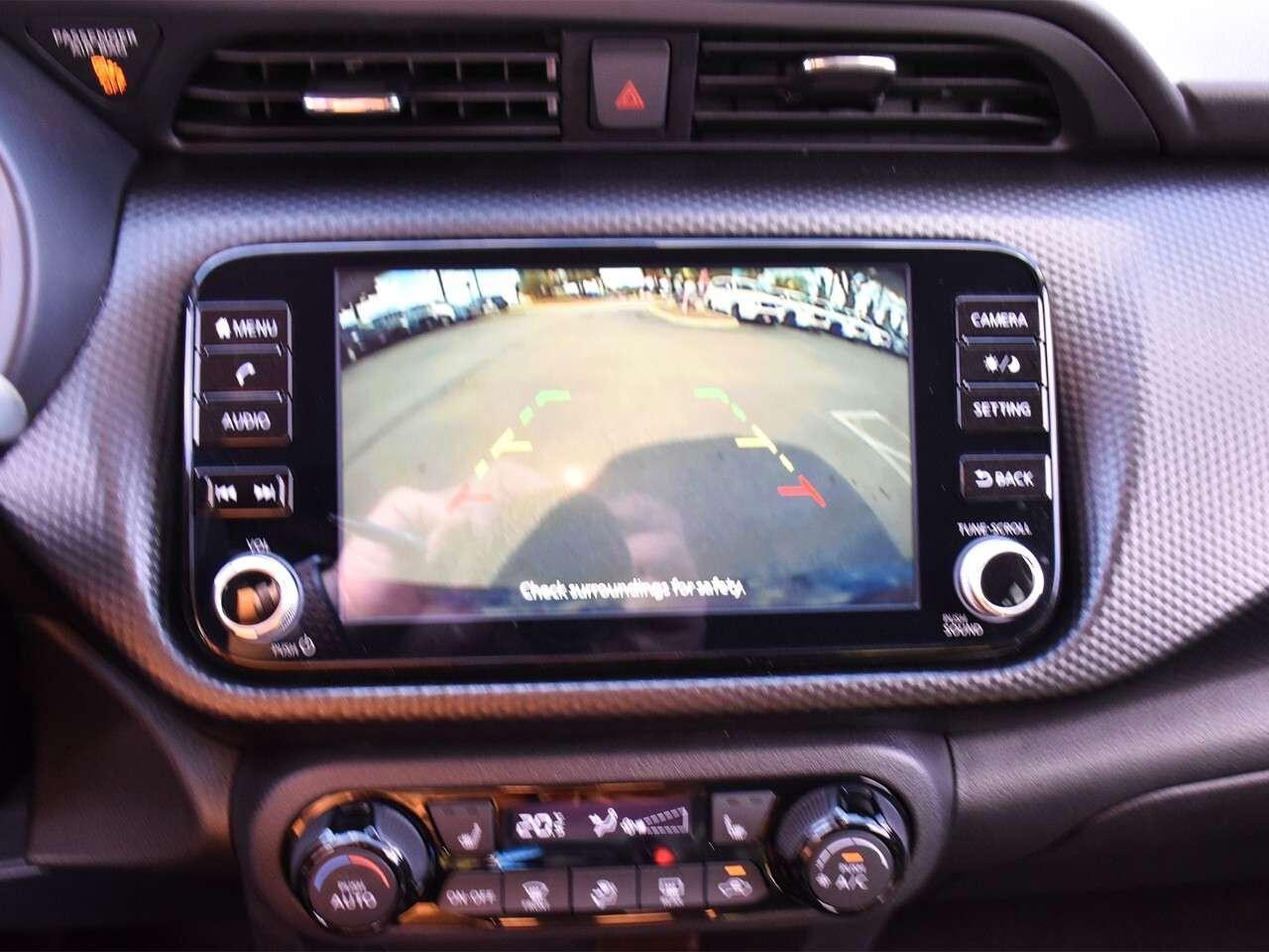 2021 Nissan Kicks APPLE CARPLAY, REMOTE START, HEATED SEATS Photo