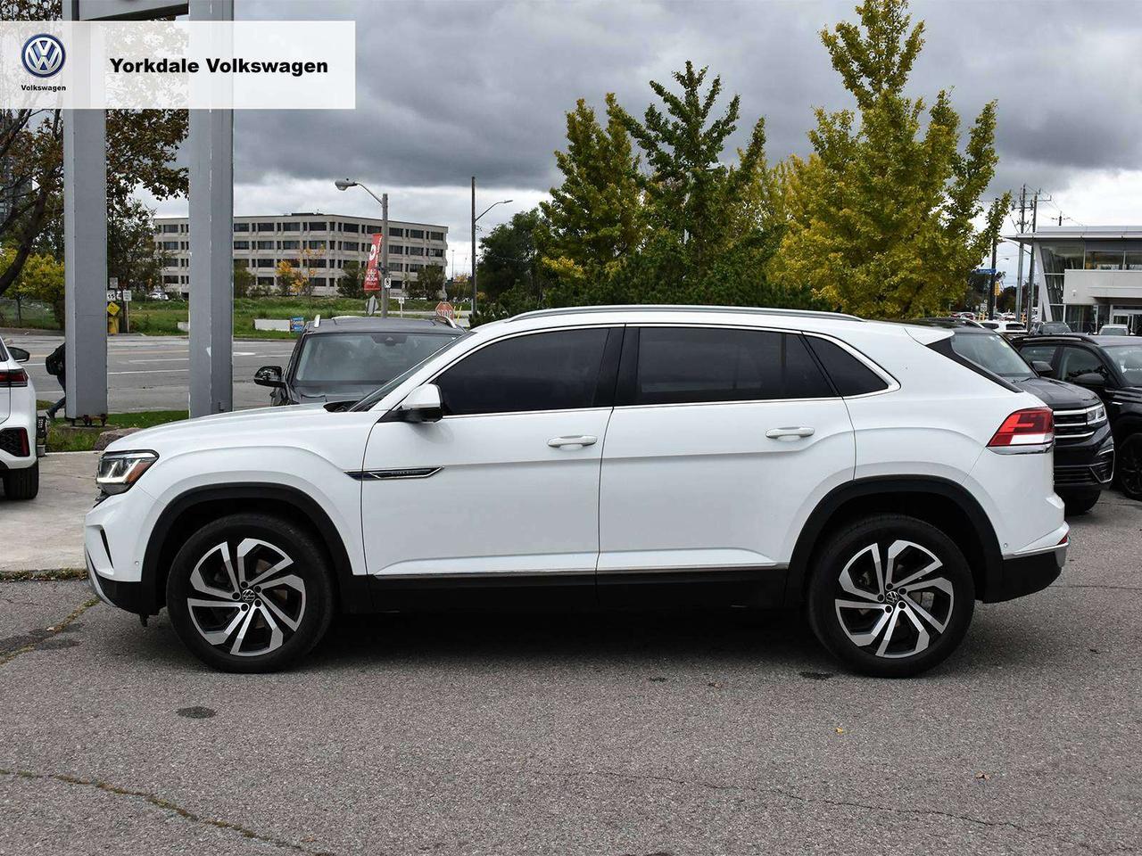 2021 Volkswagen Atlas EXECLINE Photo3
