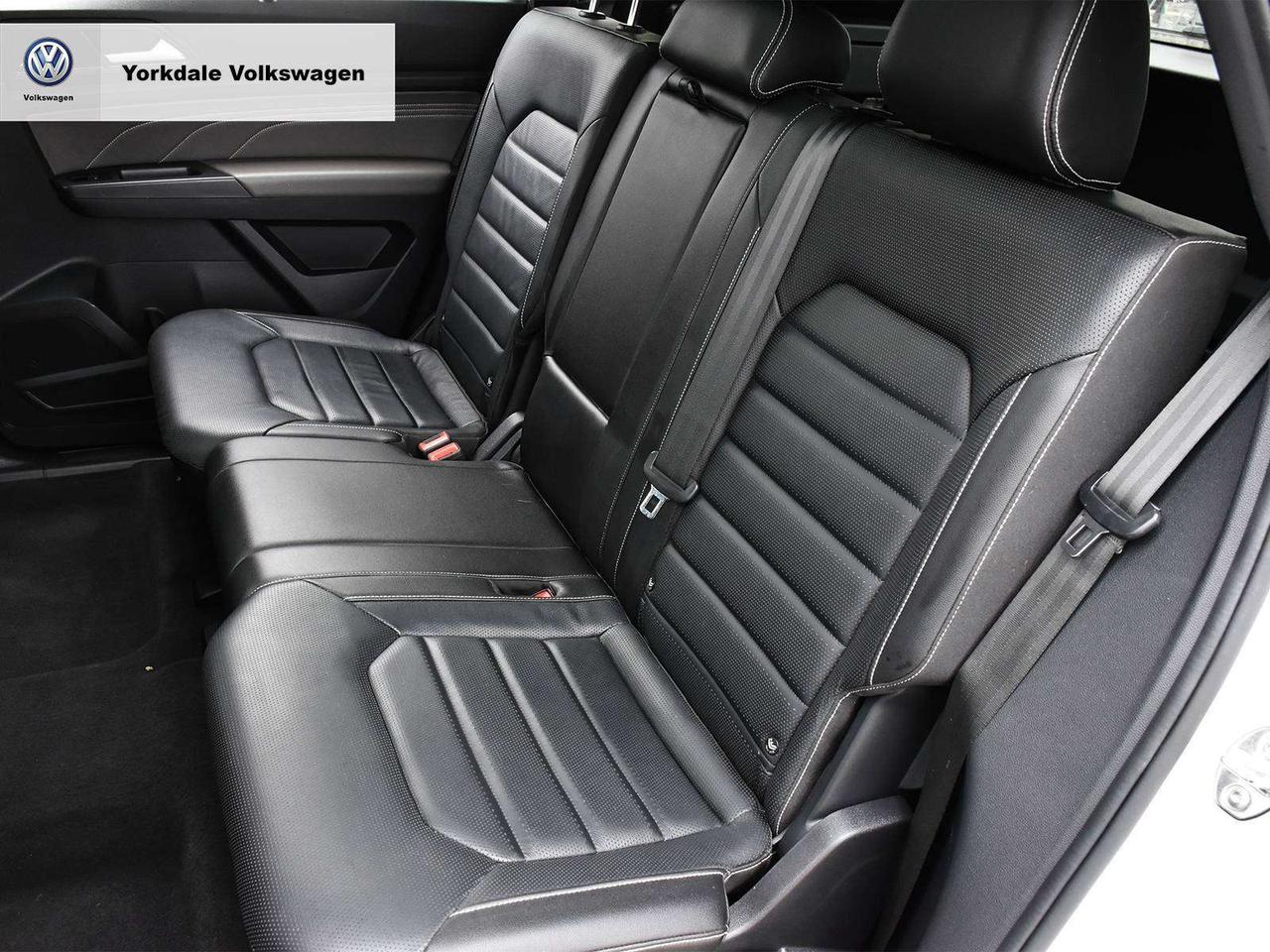 2021 Volkswagen Atlas EXECLINE Photo
