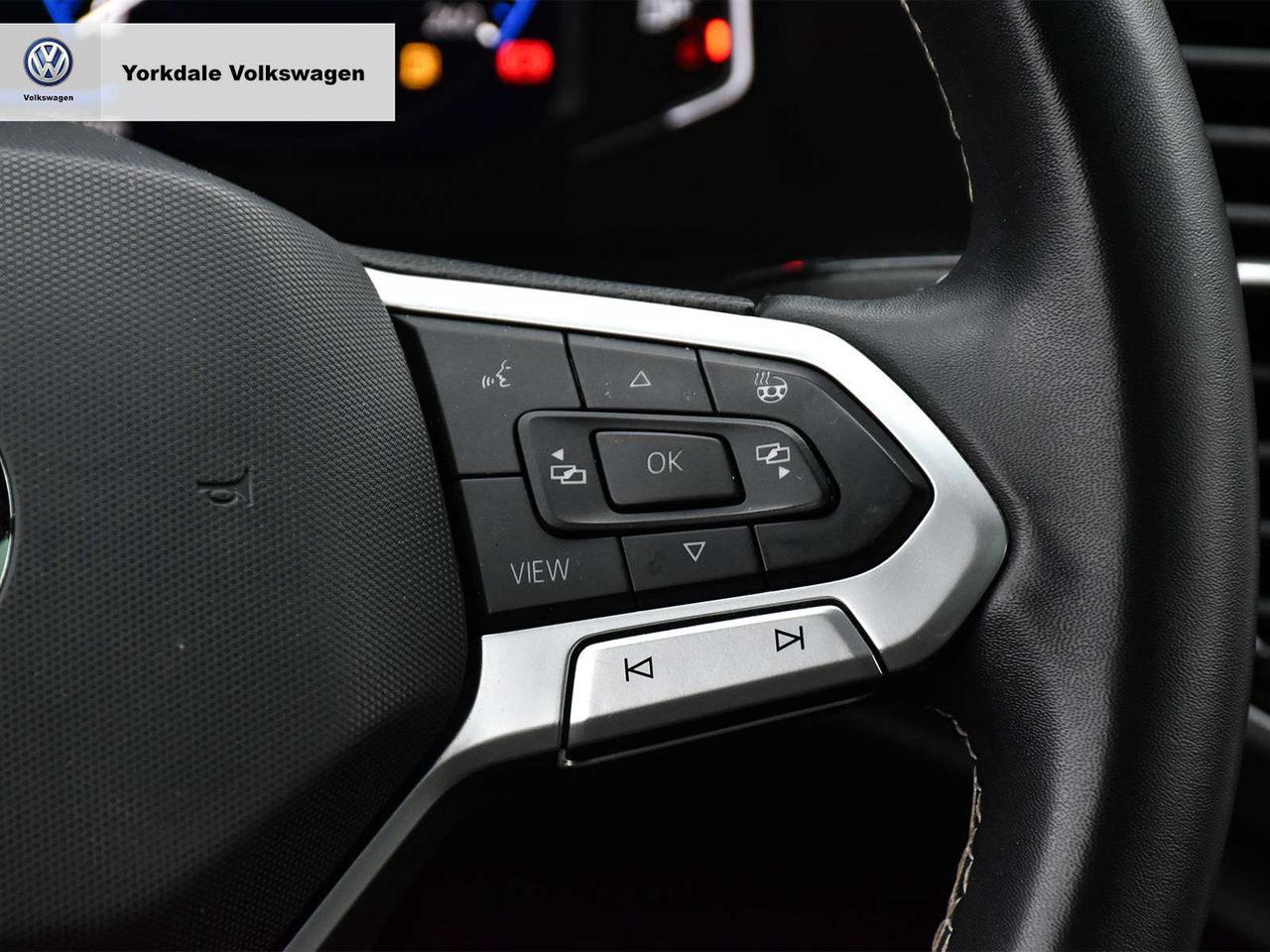 2021 Volkswagen Atlas EXECLINE Photo