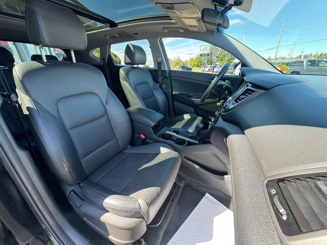 2017 Hyundai Tucson Limited 1.6 4dr All-Wheel Drive Photo