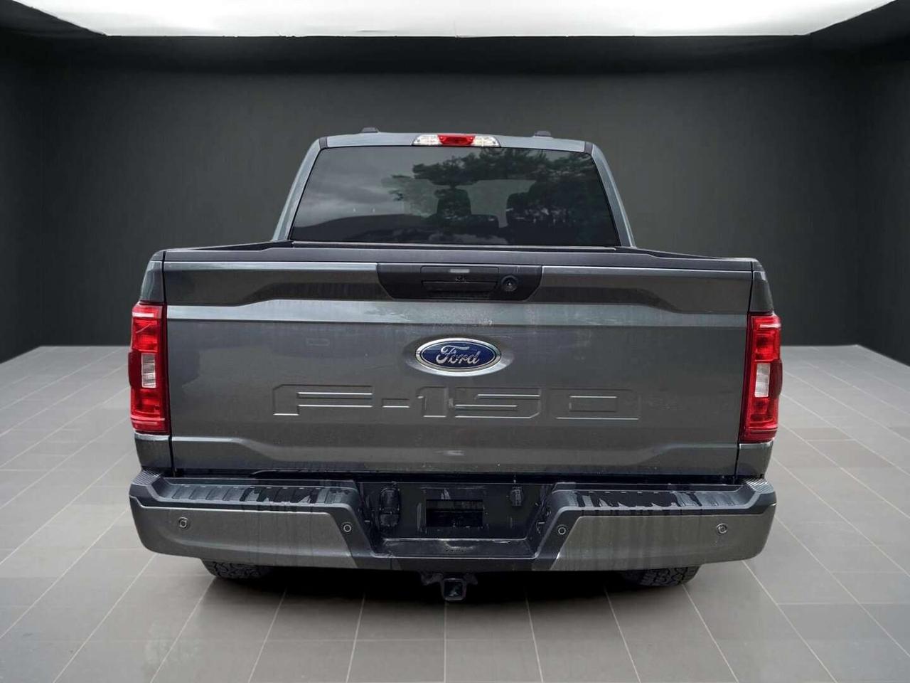 2022 Ford F-150 XLT 4WD   5.0L   V8   400HP   POWER SEAT   SYNC 4   LANE KEEP   BSM   TOWING Photo2