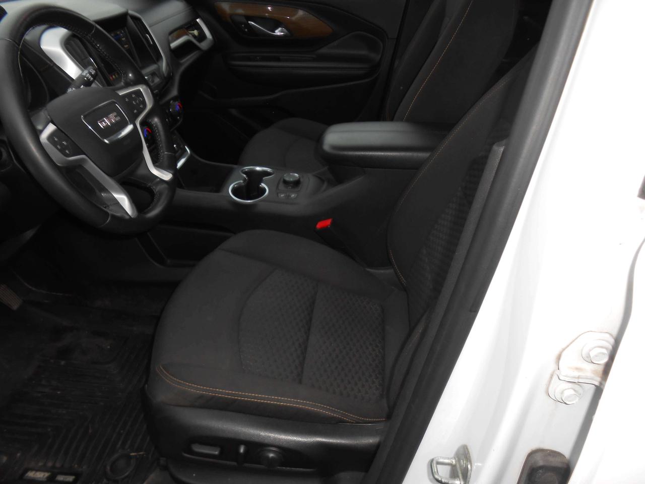 2018 GMC Terrain SLE, Back Up Camera, Heated Seats Photo