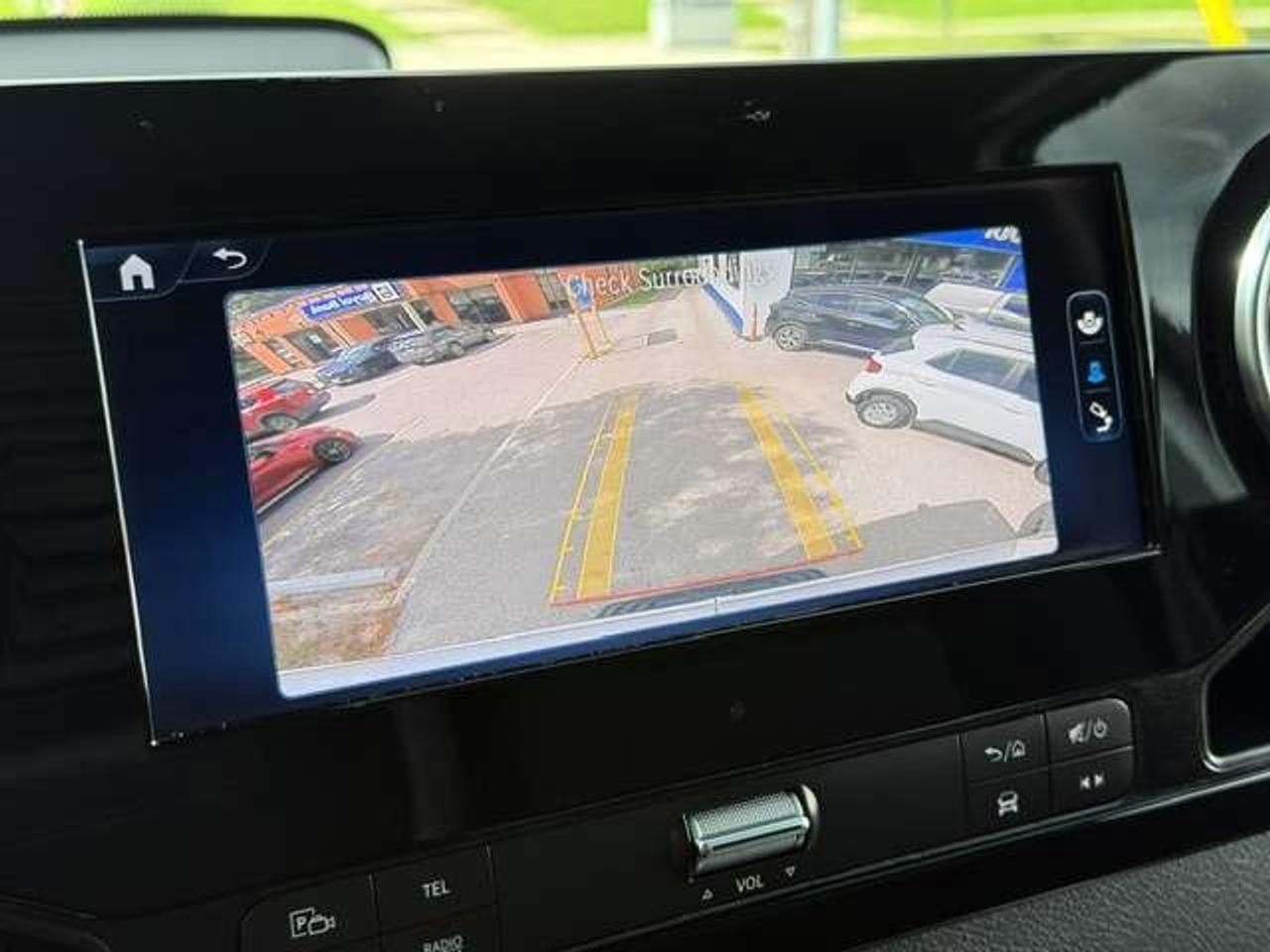 2025 Mercedes-Benz Sprinter LikeNew! Only6,182km 144WheelBaseLowRoof Warranty Photo