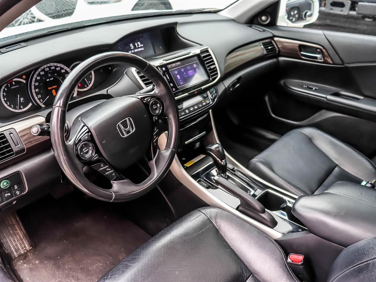 2017 Honda Accord Sedan Touring CVT Sedan Photo