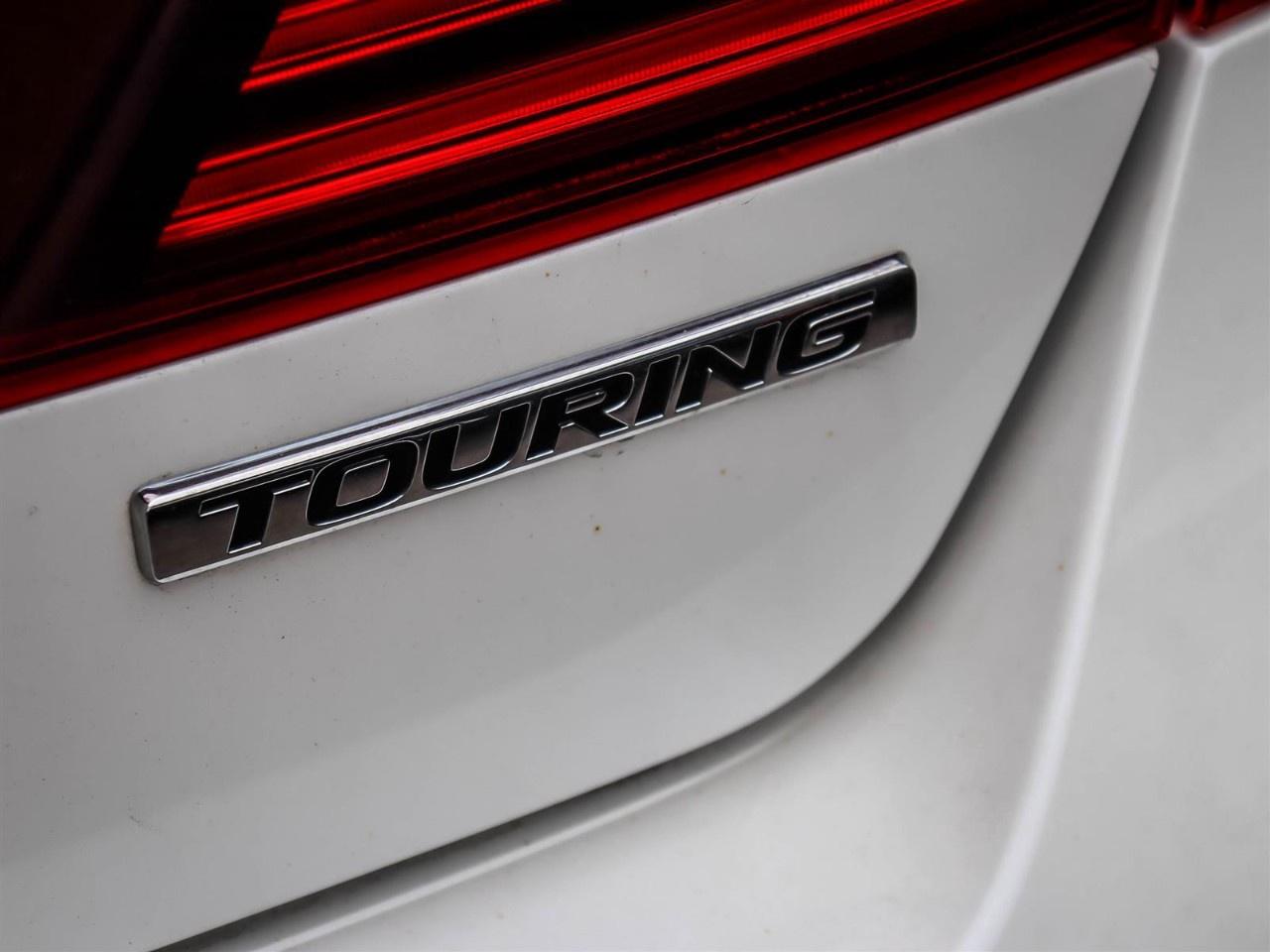 2017 Honda Accord Sedan Touring CVT Sedan Photo