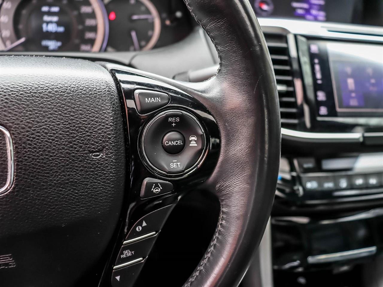 2017 Honda Accord Sedan Touring CVT Sedan Photo