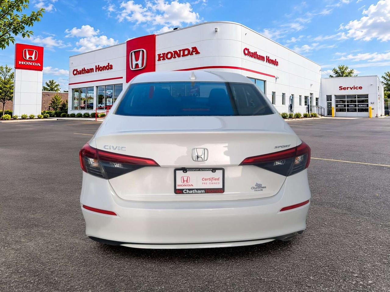 2024 Honda Civic Sport CVT Sedan 7 Year/160,000 km Warranty included Photo