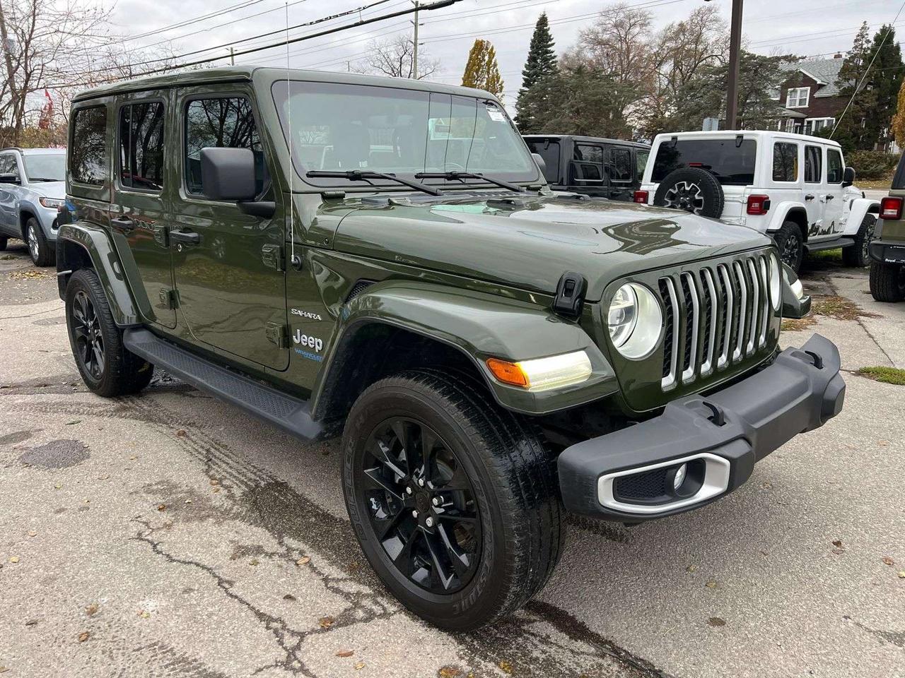2021 Jeep Wrangler Unlimited Sahara Photo2