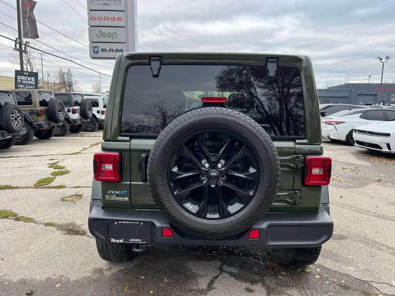 2021 Jeep Wrangler Unlimited Sahara Photo