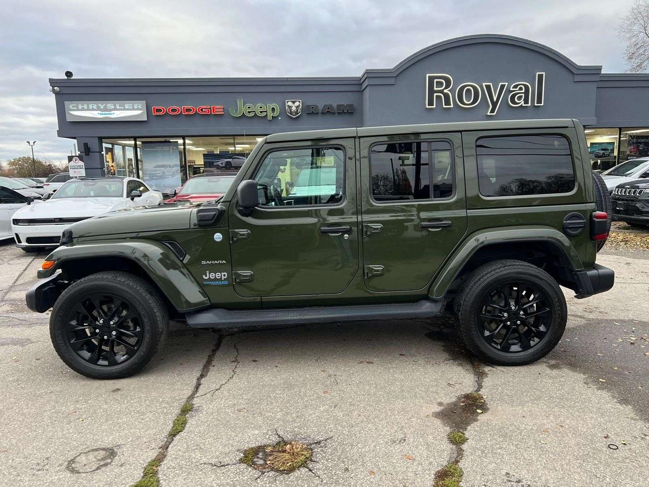 2021 Jeep Wrangler Unlimited Sahara Photo