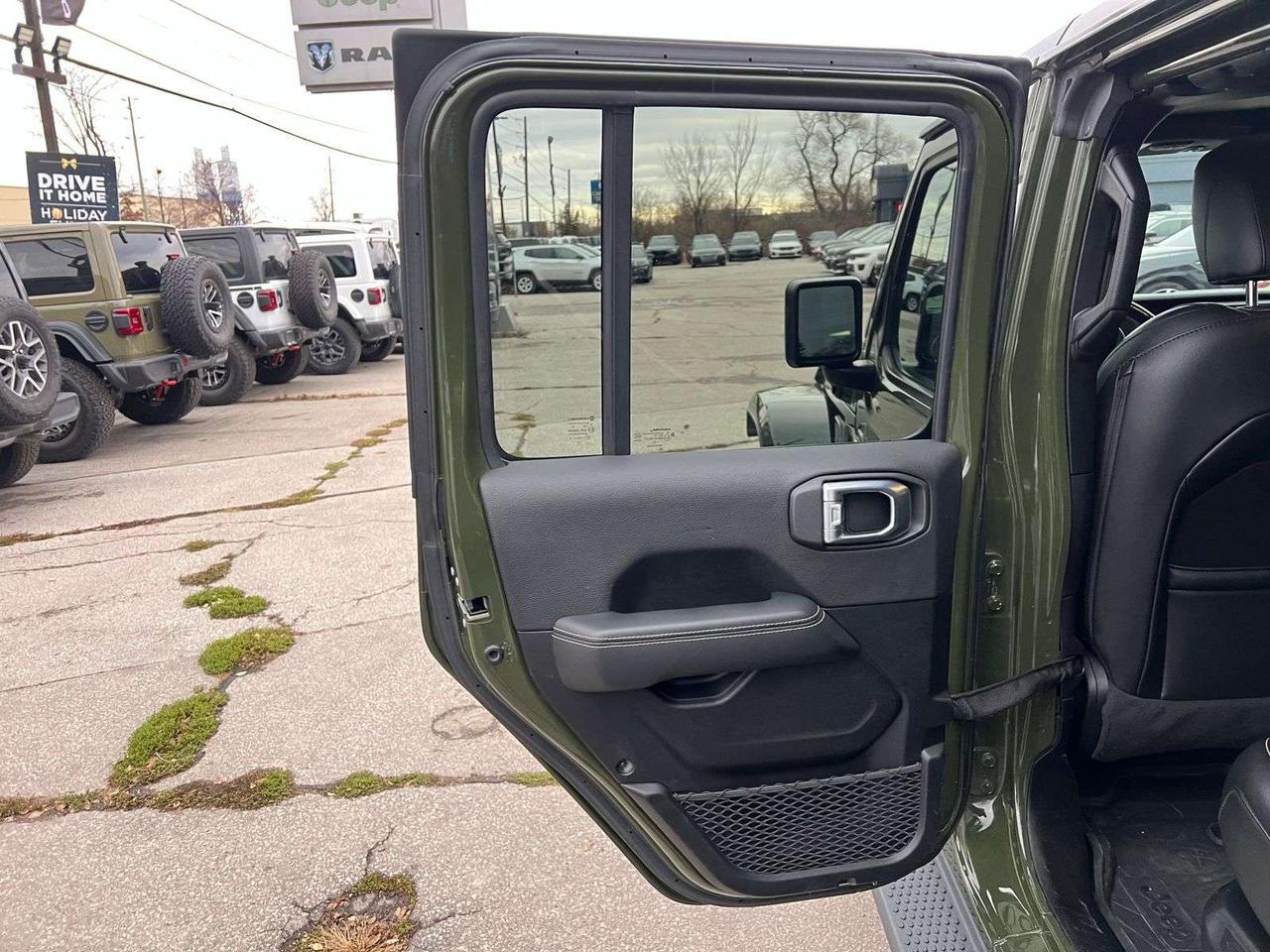 2021 Jeep Wrangler Unlimited Sahara Photo