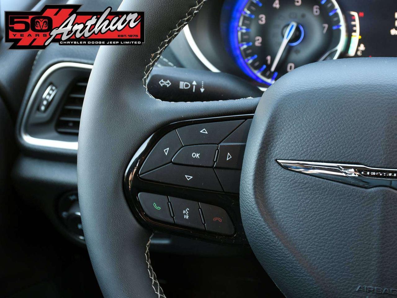 2026 Chrysler Pacifica Limited AWD Photo