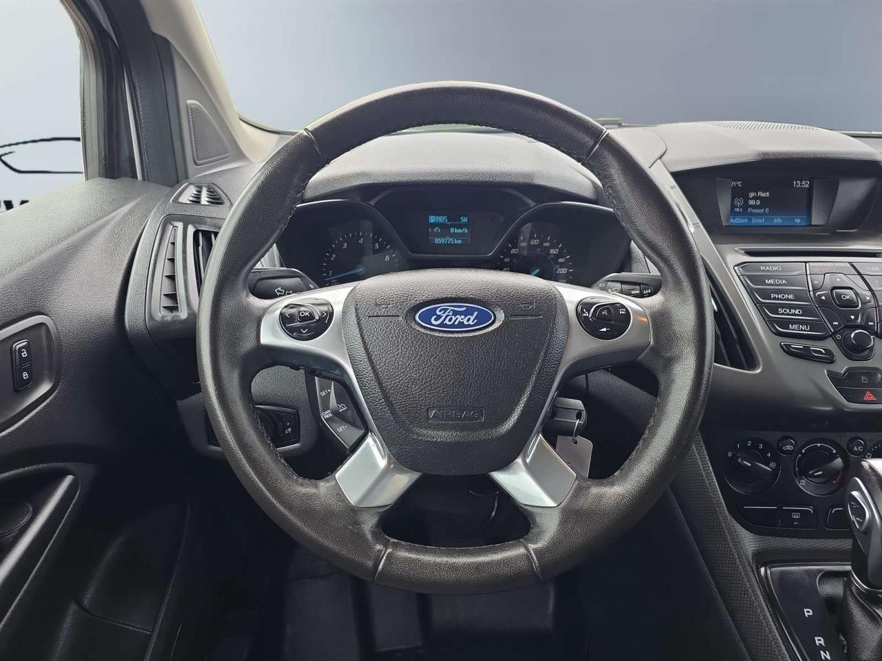 2018 Ford Transit Connect 7 Passengers * VERY LOW KM / PARK ASSIST / BLUETOOTH Photo