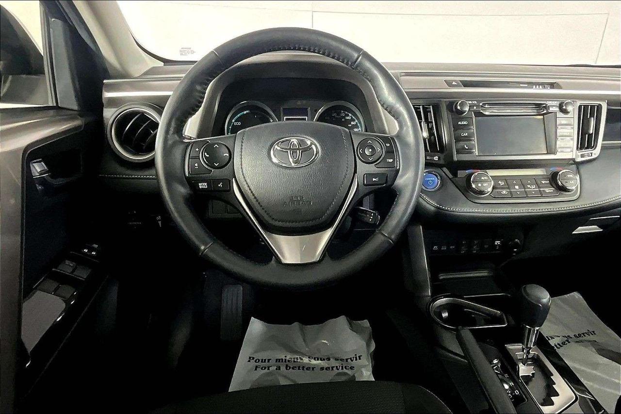 2018 Toyota RAV4 AWD Hybrid LE+ Photo
