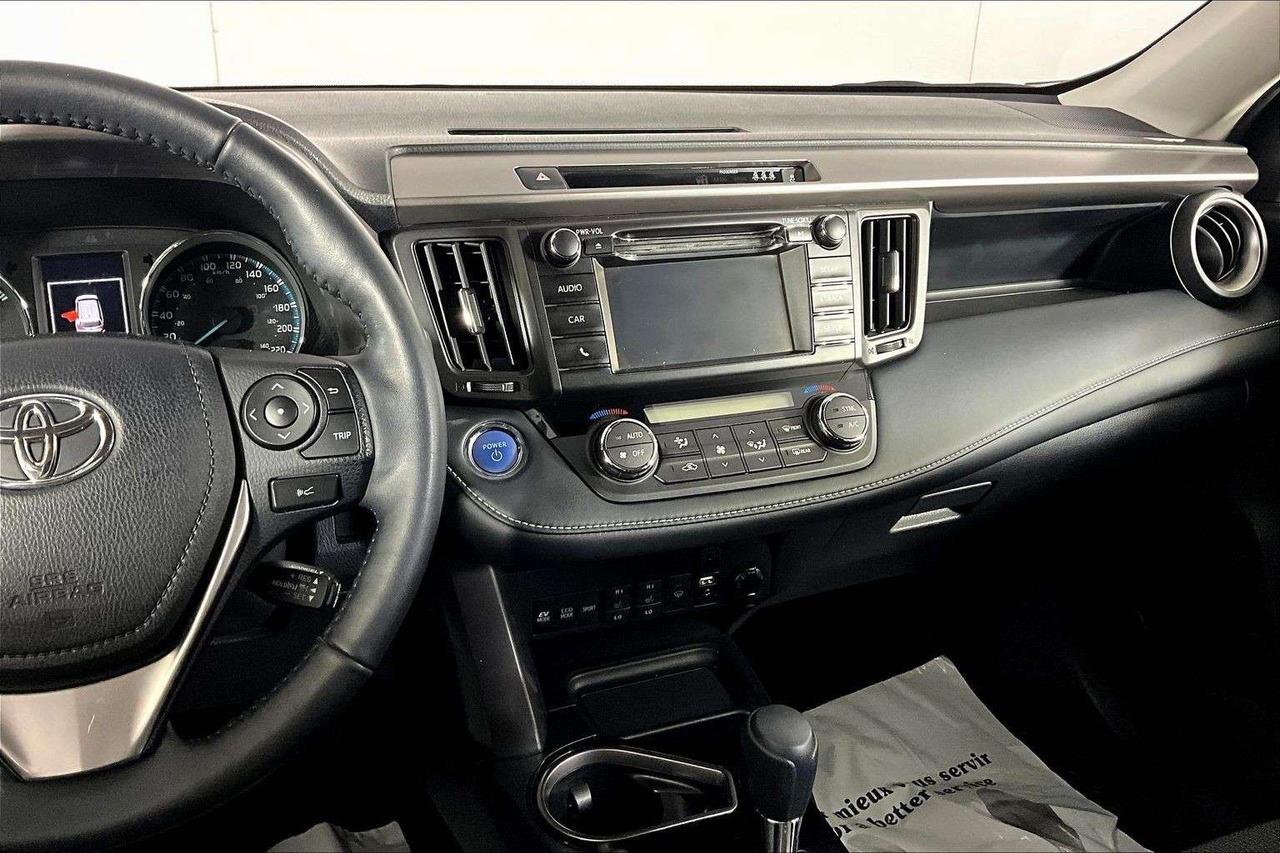 2018 Toyota RAV4 AWD Hybrid LE+ Photo