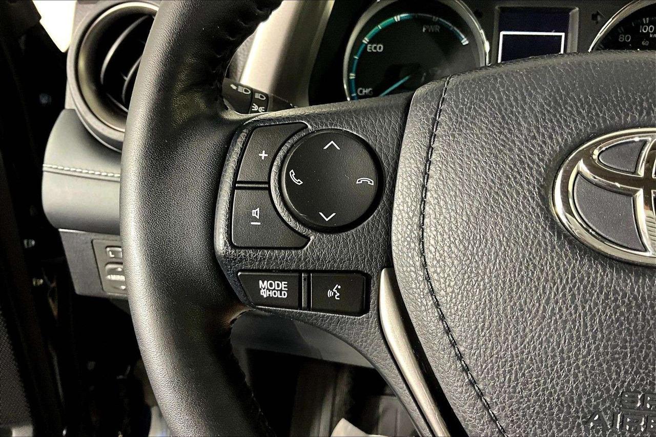 2018 Toyota RAV4 AWD Hybrid LE+ Photo