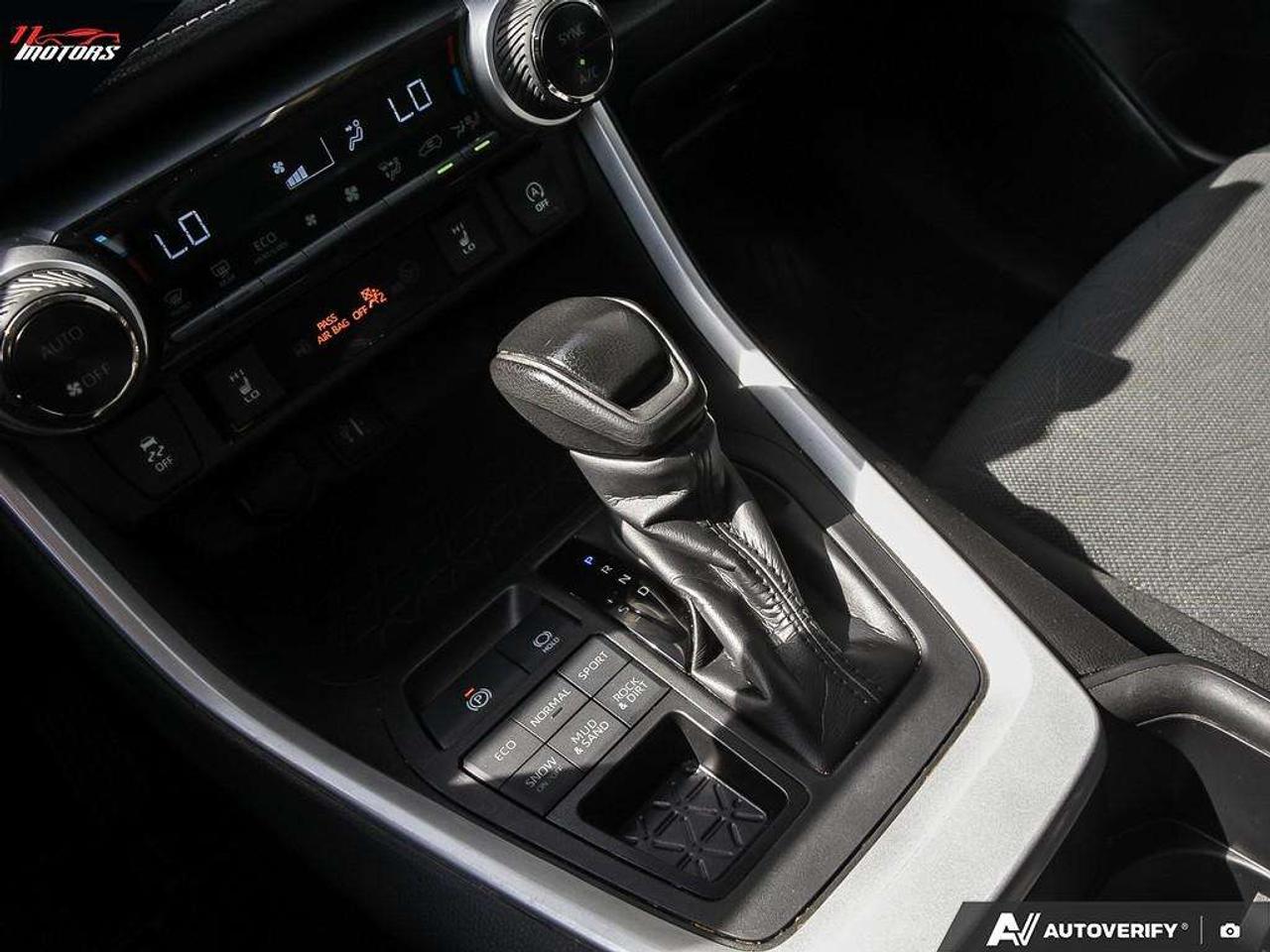 2024 Toyota RAV4 XLE AWD   CERTIFIED Photo
