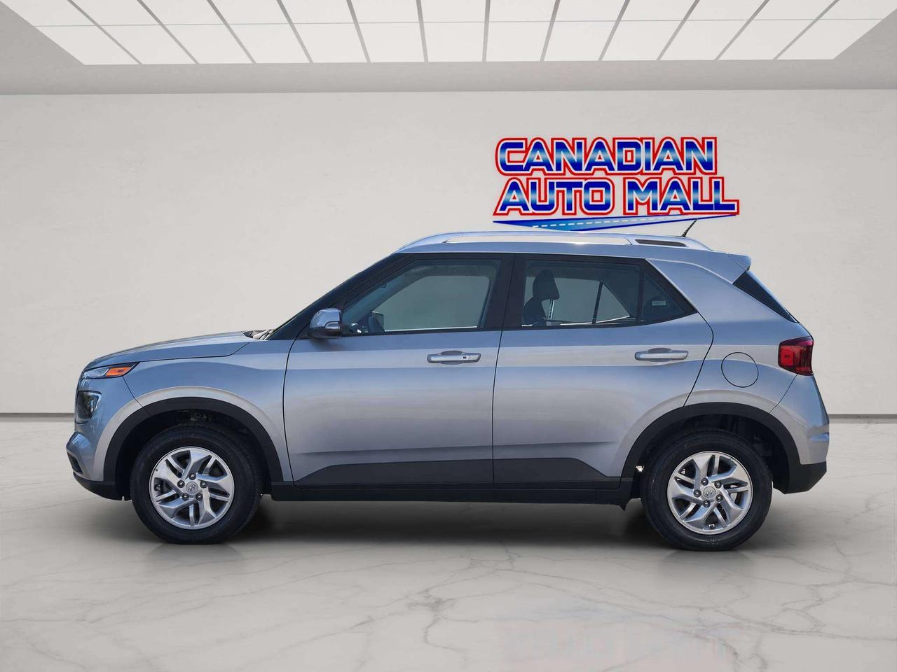 2025 Hyundai Venue PREFERRED, A/C, HEATED, SEATS, APPLE/ANDROID, 45K! Photo