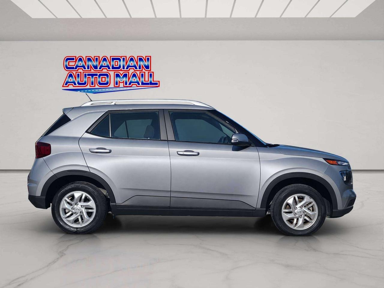2025 Hyundai Venue PREFERRED, A/C, HEATED, SEATS, APPLE/ANDROID, 45K! Photo